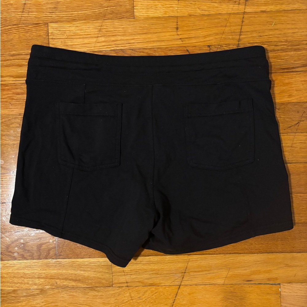 Athleta metro slouch shorts L - Picture 3 of 5